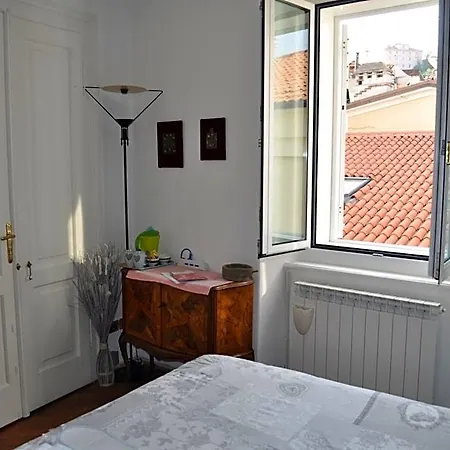 Panzió Unica Nel Cuore Storico Di Trieszt