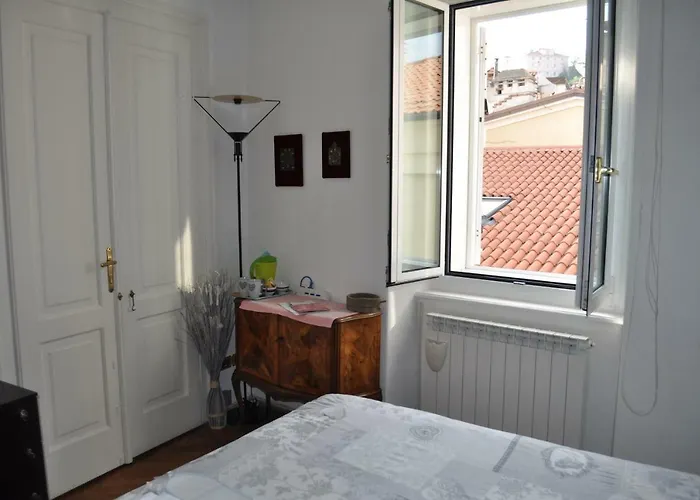 Bed & Breakfast Unica Nel Cuore Storico Di Trieste